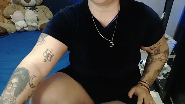 Snapshot of ANGELIQUE_KLANE chatting on 12-02-25, 11:48 ANGELIQUE KLANE online show from 12-02-25, 11:48