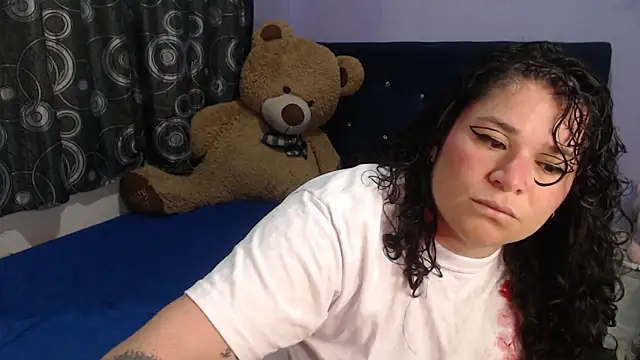 ANGELIQUE KLANE online show from 04-24-26, 04:15