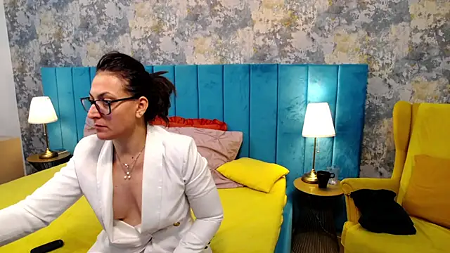 LisaCroft online show from 10-02-25, 08:54