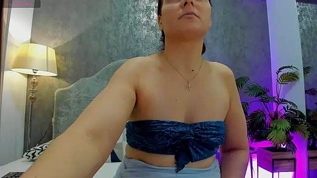 LisaCroft online show from 02-05-26, 08:41