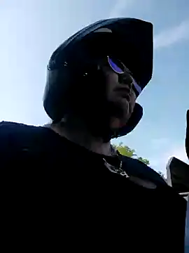 Brenda Berck  online show from 03-07-25, 01:40