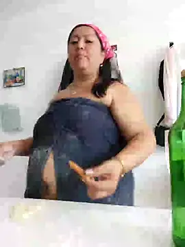 Brenda Berck  online show from 03-08-25, 03:45