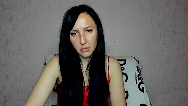 MissGulia online show from 09-12-25, 02:11