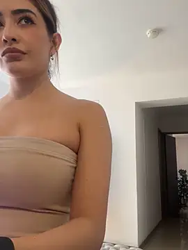 Snapshot of CATALINA_RESTREPO chatting on 01-25-25, 08:21 CATALINA RESTREPO online show from 01-25-25, 08:21