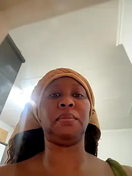 Snapshot of Bootyliciouse21X chatting on 11-30-25, 01:53 Bootyliciouse21X online show from 11-30-25, 01:53