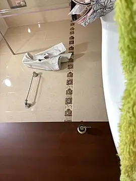 Fancyxlove online show from 12-20-24, 12:49