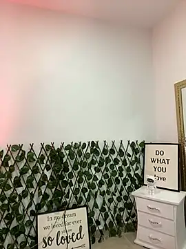 Fancyxlove online show from 02-14-25, 01:29