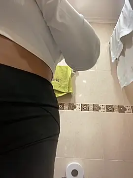 Fancyxlove online show from 10-09-25, 12:36