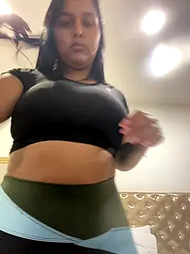 Fancyxlove online show from 10-21-25, 12:39