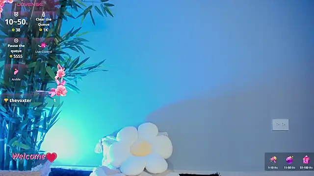 SophieHunt online show from 03-11-25, 10:31