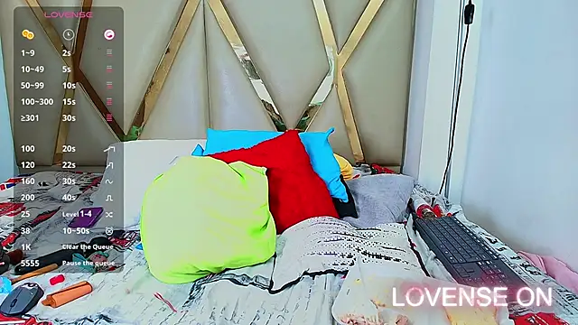 Snapshot of myblackdoope chatting on 12-25-24, 09:33 myblackdoope online show from 12-25-24, 09:33