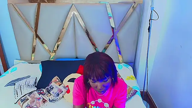 Snapshot of myblackdoope chatting on 01-27-25, 12:37 myblackdoope online show from 01-27-25, 12:37