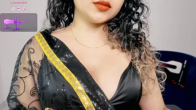 Snapshot of _neesha_414_ chatting on 02-01-26, 07:23 neesha 414 online show from 02-01-26, 07:23