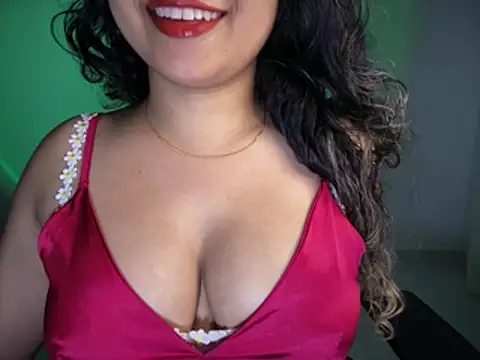 Snapshot of _neesha_414_ chatting on 02-20-26, 07:47 neesha 414 online show from 02-20-26, 07:47