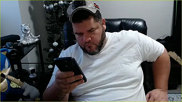 Snapshot of Gabihotxxx1 chatting on 01-13-25, 02:42 Gabihotxxx1 online show from 01-13-25, 02:42