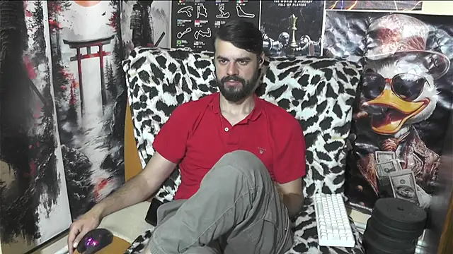Snapshot of 00george chatting on 05-18-26, 07:41 00george online show from 05-18-26, 07:41