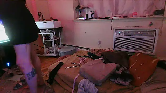 Snapshot of Mikela_Alexa chatting on 01-12-25, 09:08 Mikela Alexa online show from 01-12-25, 09:08