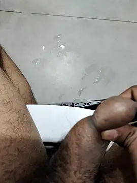 Snapshot of kkbhutaiya chatting on 12-16-25, 11:59 kkbhutaiya online show from 12-16-25, 11:59