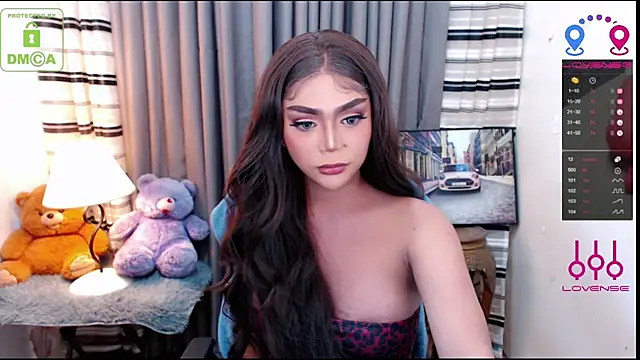 Snapshot of Fantacyoflove chatting on 10-15-25, 12:00 Fantacyoflove online show from 10-15-25, 12:00