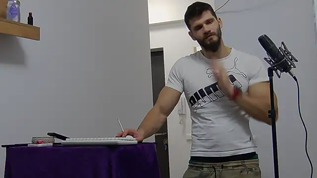 MauroTwin online show from 02-09-25, 05:33