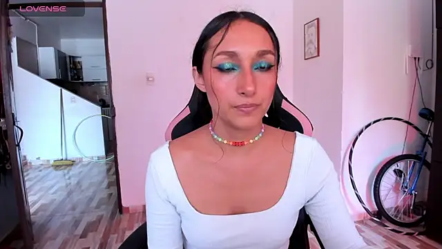 adrena 10 online show from 04-20-26, 07:04