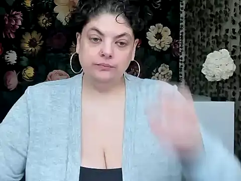 Exotic-Melons online show from 10-29-25, 05:04