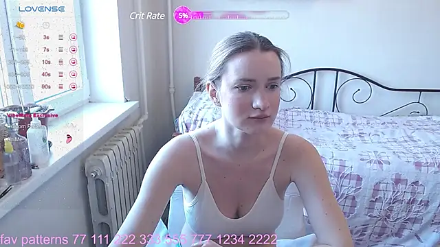 Snapshot of Hot_Rhaenyra chatting on 02-17-25, 12:05 Hot Rhaenyra online show from 02-17-25, 12:05