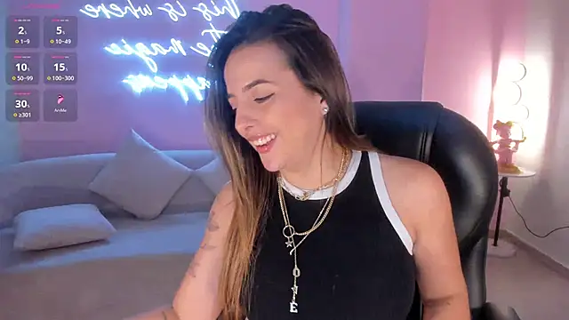 AmyWood online show from 12-28-24, 09:30