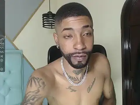 Snapshot of kilian_xx chatting on 01-31-25, 01:45 kilian xx online show from 01-31-25, 01:45