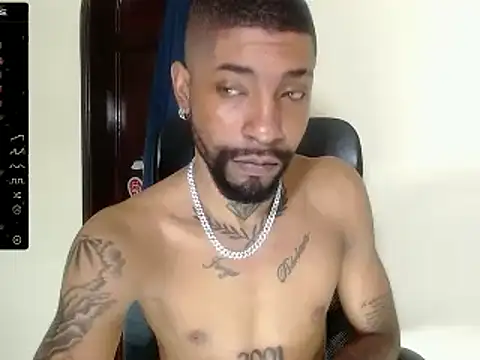 Snapshot of kilian_xx chatting on 02-27-25, 01:07 kilian xx online show from 02-27-25, 01:07