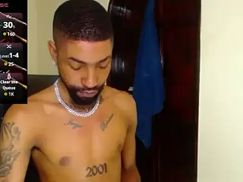 Snapshot of kilian_xx chatting on 03-21-25, 05:12 kilian xx online show from 03-21-25, 05:12