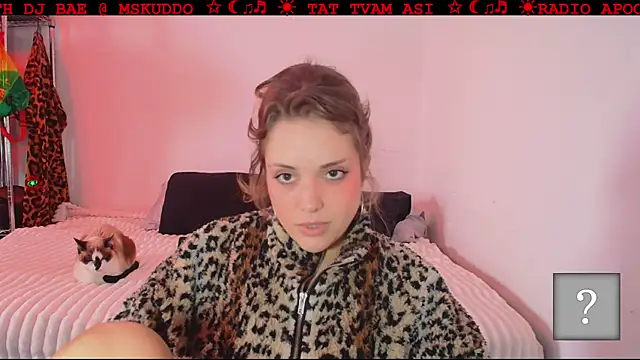 Snapshot of mskuddo chatting on 09-25-25, 05:05 mskuddo online show from 09-25-25, 05:05