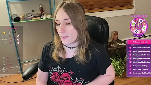 luluvaladon online show from 01-15-25, 04:25