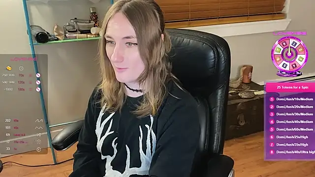 luluvaladon online show from 02-16-25, 02:20