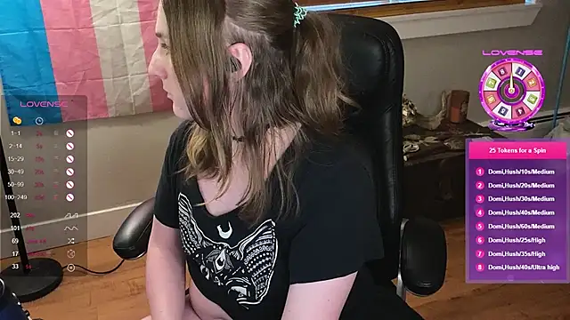 luluvaladon online show from 03-19-25, 12:26