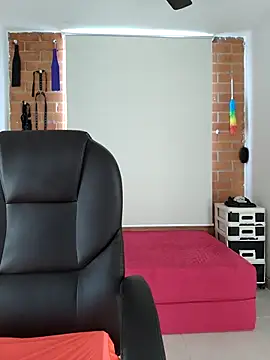 YOURSDEBORA online show from 03-18-25, 10:04