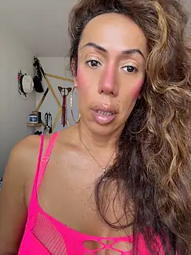 Snapshot of YOURSDEBORA chatting on 05-28-26, 06:16 YOURSDEBORA online show from 05-28-26, 06:16