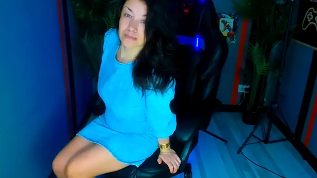 AnaMills online show from 05-15-26, 10:11