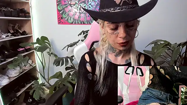 Snapshot of handipandapok chatting on 02-25-25, 04:24 handipandapok online show from 02-25-25, 04:24