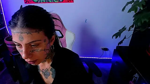 Snapshot of handipandapok chatting on 11-05-25, 10:32 handipandapok online show from 11-05-25, 10:32