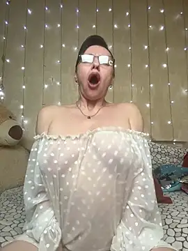 Amberhotqueen online show from 02-19-26, 03:19