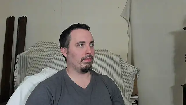 Snapshot of Metalstud chatting on 03-16-26, 01:44 Metalstud online show from 03-16-26, 01:44