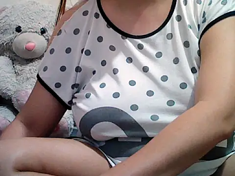 ur ladyboy fantasy online show from 11-23-25, 02:55