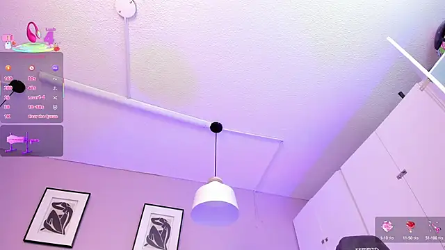 Snapshot of Inndrahot chatting on 02-25-25, 03:09 Inndrahot online show from 02-25-25, 03:09