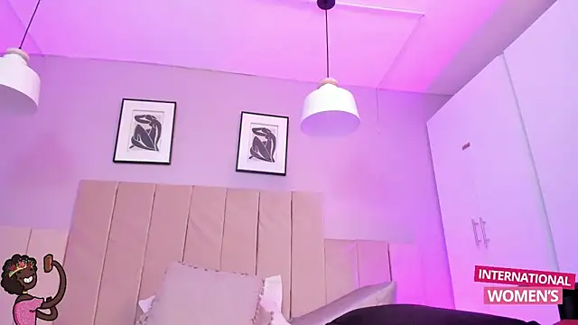 Snapshot of Inndrahot chatting on 03-09-25, 03:22 Inndrahot online show from 03-09-25, 03:22