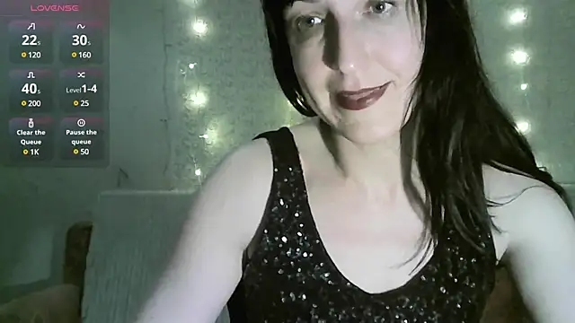 Snapshot of MarieODahliaS chatting on 02-17-25, 02:48 MarieODahliaS online show from 02-17-25, 02:48