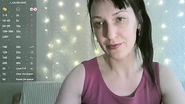 Snapshot of MarieODahliaS chatting on 02-25-25, 12:55 MarieODahliaS online show from 02-25-25, 12:55