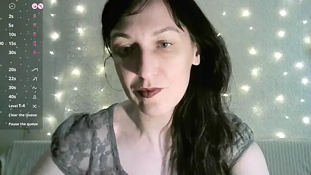 Snapshot of MarieODahliaS chatting on 03-21-25, 10:17 MarieODahliaS online show from 03-21-25, 10:17