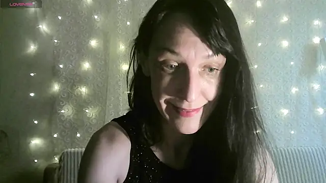 Snapshot of MarieODahliaS chatting on 10-02-25, 11:39 MarieODahliaS online show from 10-02-25, 11:39