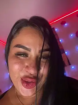 Snapshot of Emma_Brown_12 chatting on 12-10-24, 09:22 Emma Brown 12 online show from 12-10-24, 09:22